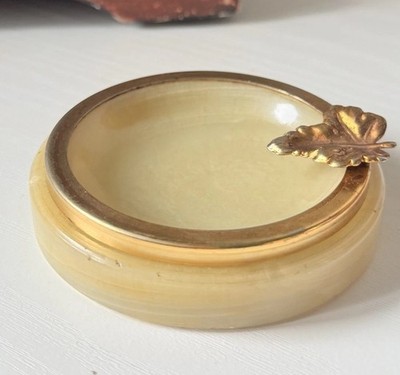 Vintage Onyx Marmor Aschenbecher Messing Eichenblatt Schmuckschale 3'' Mid Century Dekor