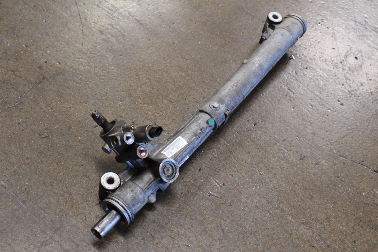 Maserati Ghibli, Steering Gear Rack, Center Only, Used, P/N 670003956