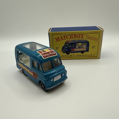 Matchbox Lesney Lyons Maid Ice Cream mobil shop 47b metallic blue original box