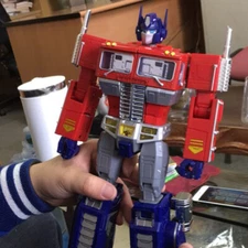 W J Transforms Oversized MPP10 Alloy Diecast OptimusPrime Figure IN BOX 