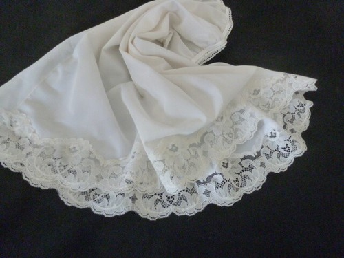 joli jupon vintage jolie dentelle T36/38/40 taille élastique
