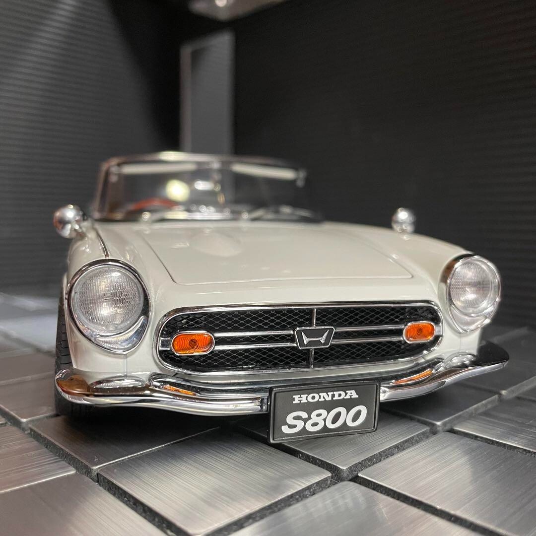 1/18 AUTOart Honda S800 Custom White w/ Box From Japan Model 1/18 AUTOart Honda S800 Custom White w/ Box From Japan Model