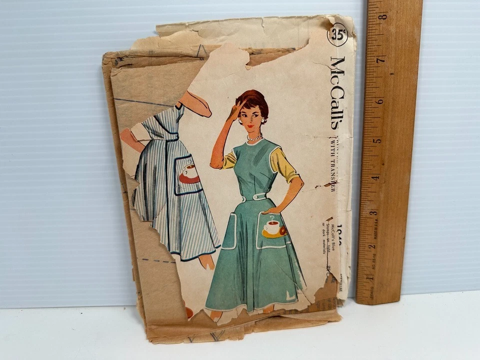 5 Vintage Girls Miss McCall's Simplicity Sewing Patterns CUT 12-16 Aprons S,M,L - Image 4 of 4