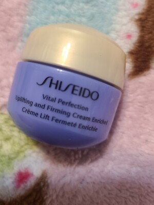 SHISEIDO Vital Perfection Uplifting and Firming Cream Enriched 15ml / 0.53oz New