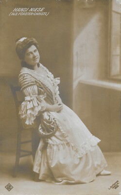 Hansi Niese (als Die Försterchristl] in Old Vienna RPPC Real Photo postcard