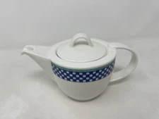 Vintage Villeroy & Boch Castell White elegant, simple  Individual Teapot, EUC