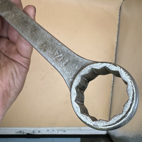 Mac Tools Sabina 16" Long 1-1/8"-1-1/4" 12PT Offset Box End Wrench BXL3640 - Picture 6 of 10