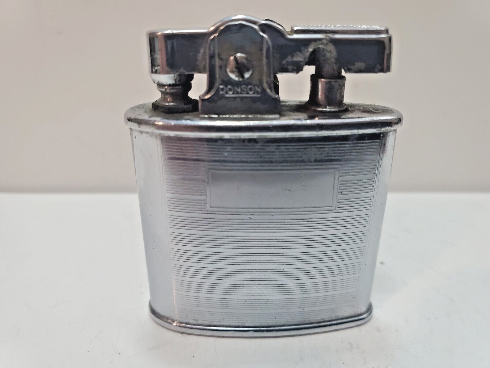 Vintage Ronson Art Metal Works Art Deco Maximus Lighter  618