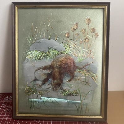 Vintage gerahmte Wildtierkunst von Audrey North Otter Szene reflektierende Farben