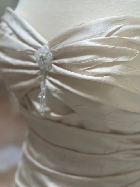 Maggie Sottero MUESTRA Alta Costura Sirena Champaign Corsé Vestido de Boda Talla 4-6 P Foto 2 de 4