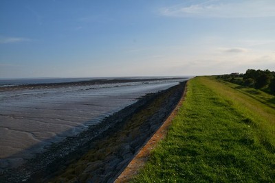 Foto A2 Newport District: Wales Coast Path Gold Cliff Blick entlang th c2017