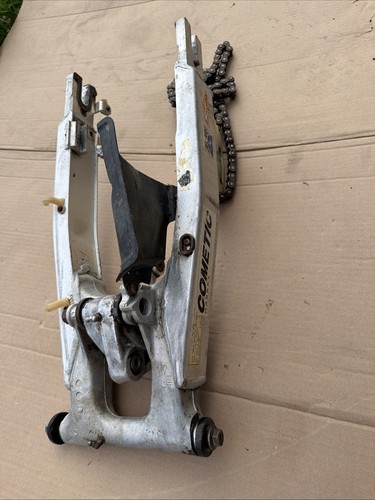 1994 HONDA XR XR250R OEM SWINGARM SWING ARM SUSPENSION Chain Bolts 52100-KZ1-770