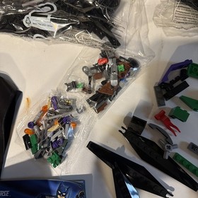 LEGO DC Super Heroes 6863 Batwing Battle Gotham City 278pc Batman Joker Comic