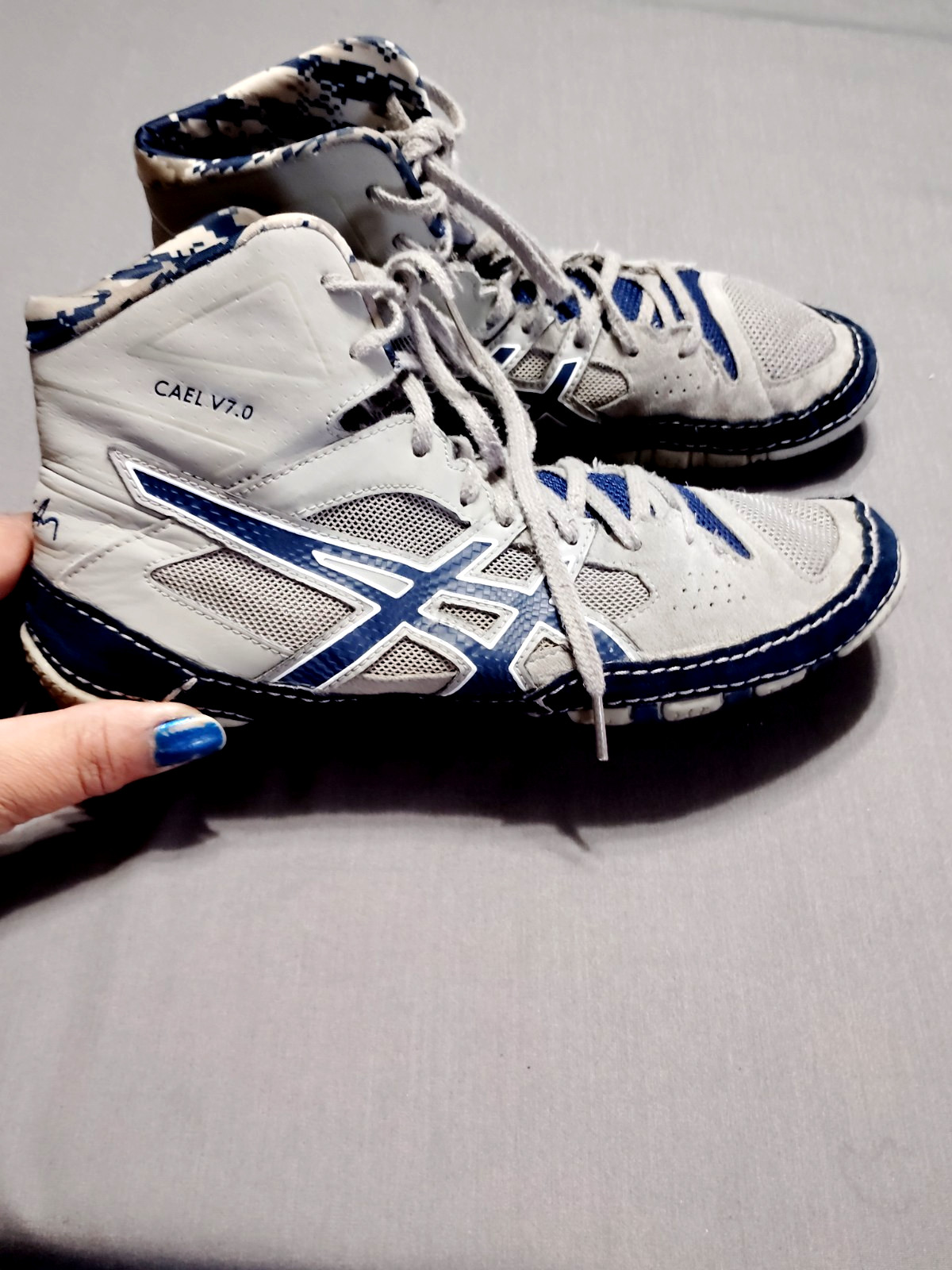 ASICS Cael V7.0 Wrestling Shoes J605Y Blue Gray Men Sz 8 Split Sole Lightweight image 9