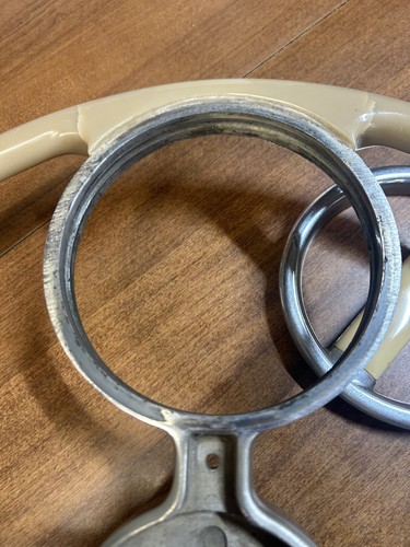 40 1940 CHEVROLET ACCESSORY SPINNER STEERING WHEEL - Picture 15 of 18