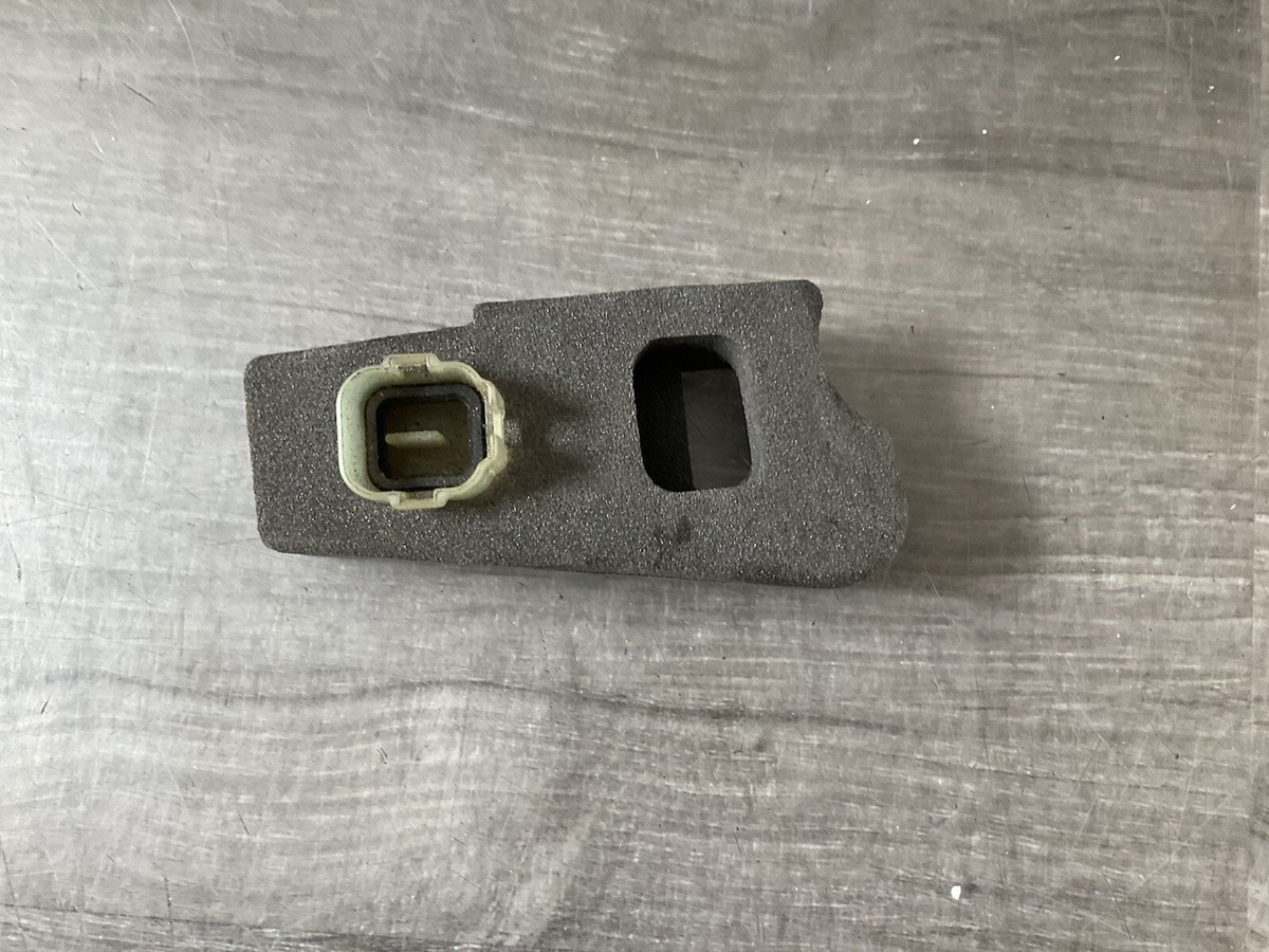 2006 07 08 09 10 2011 KAWASAKI ZX14 INSERT FOAM CLIP E57 | eBay