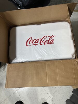 Coca Cola Yeti Tundra 45 Cooler Brand New Rare