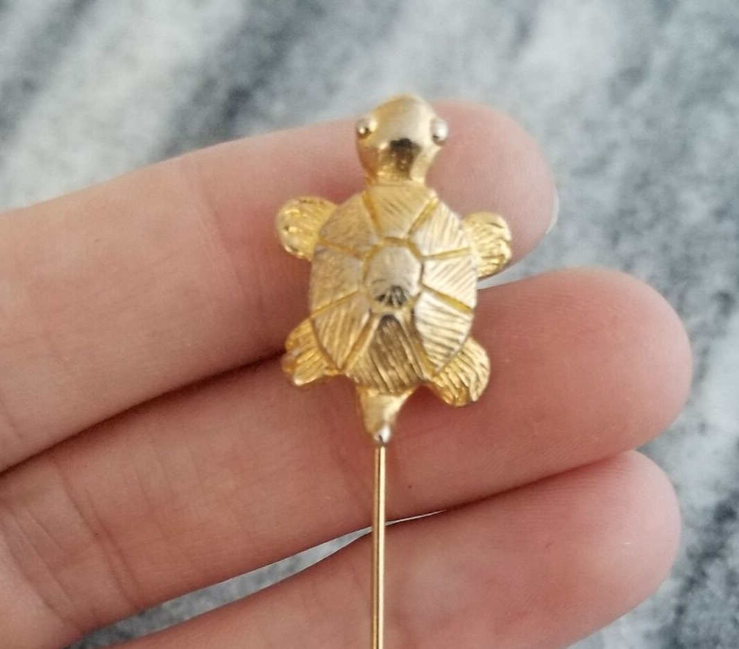 Vintage Mimi Di N Turtle Stick Pin, Gold Tone, Animal  display picture 1
