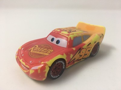 RARE VHTF ~ DISNEY CARS COLOR CHANGERS Lightning McQUEEN Red to Yellow ~ LOOSE | eBay