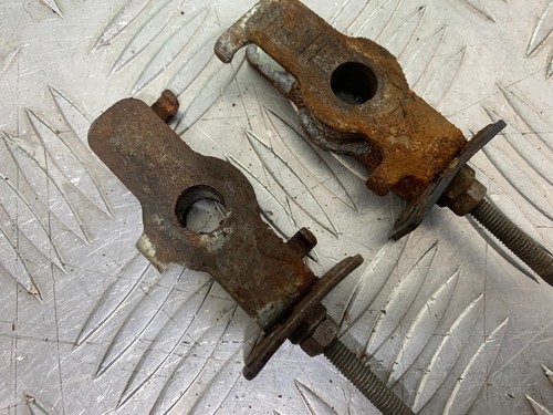 HONDA CBF125 CBF 125 CHAIN ADJUSTERS YEAR 2009-14 (CMB1182) - Picture 3 of 3