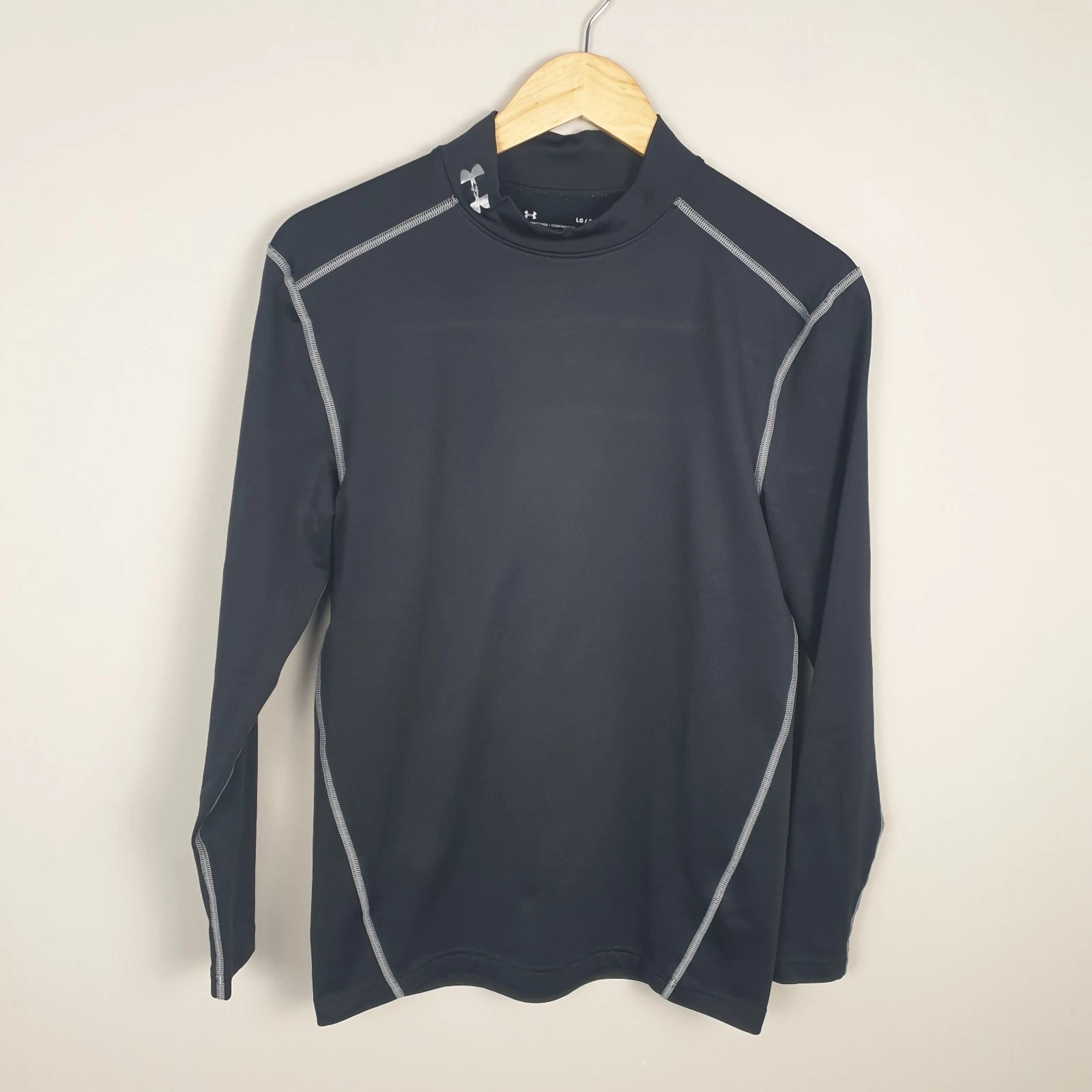 Under Armour Top Mens Large Black Fitted Base Layer ColdGear Sports Gym Top