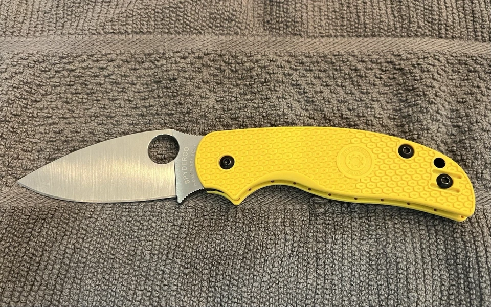 SPYDERCO SAGE 5 LIGHTWEIGHT SALT FOLDING KNIFE CPM-MAGNACUT YELLOW FRN C123PYL - Image 2 of 4