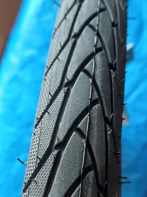 Schwalbe Marathon Plus 20.0 x 1.75 Reifen.  UVP 44£