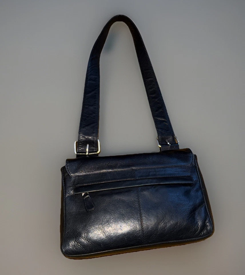 Bolso de cuero negro vintage de la India Chaos  Foto 2 de 4