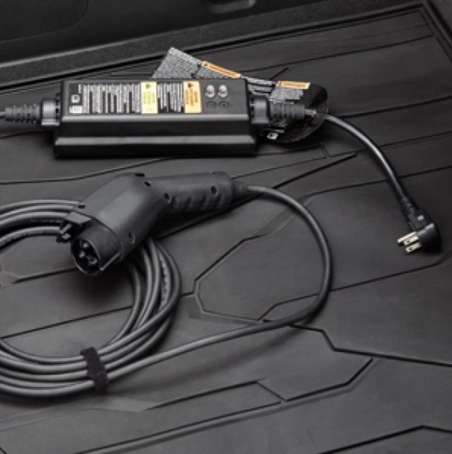 2017 chevy 2024 bolt charging