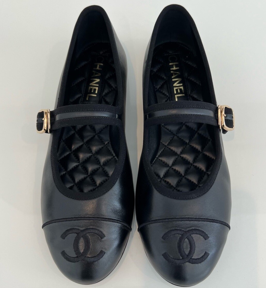 CHANEL メリージェーン　38 CHANEL 24S BLACK MARY JANES SIZE IT 38 / US 8 NIB! | eBay
