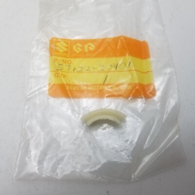 NOS OEM Suzuki Throttle Cable Guide Slider 57122-20401 RM80 RM125 SP | eBay