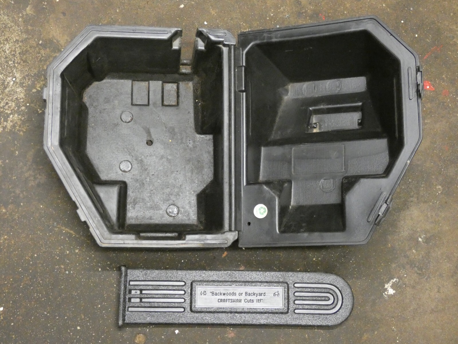 Homelite Poulan Black Plastic Chainsaw Carrying Case 16" Bar 3 eBay