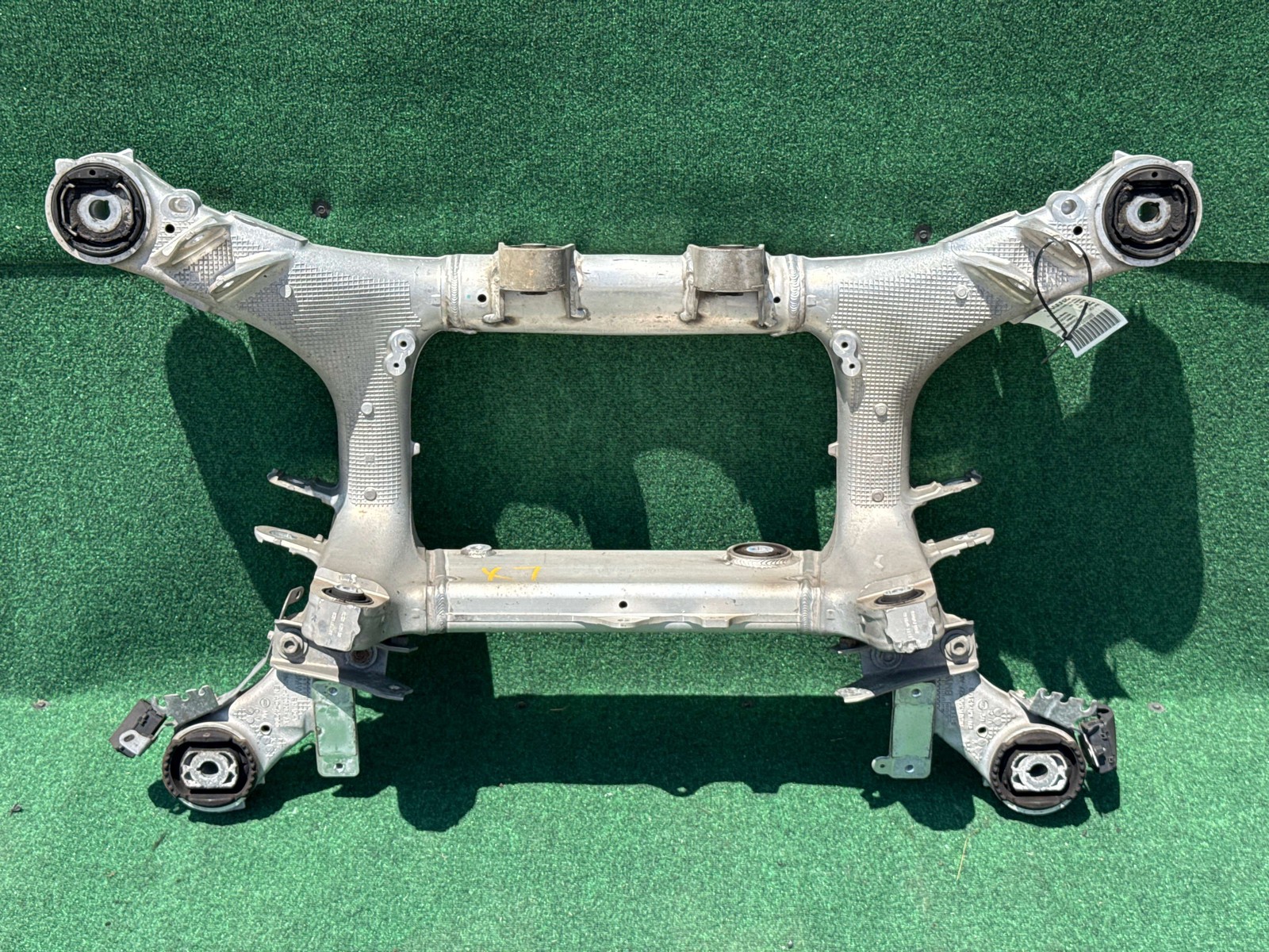 2019-2025 BMW X7 Rear Crossmember OEM 33316894149