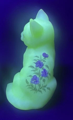 Vintage Fenton Uranium Vaseline Glass Cat Figurine Hand Painted / Signed UV Glow