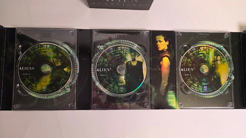 Alien Quadrilogy (DVD, 2003, jeu de 9 disques) disques bonus presque 50 heures - Photo 6/7