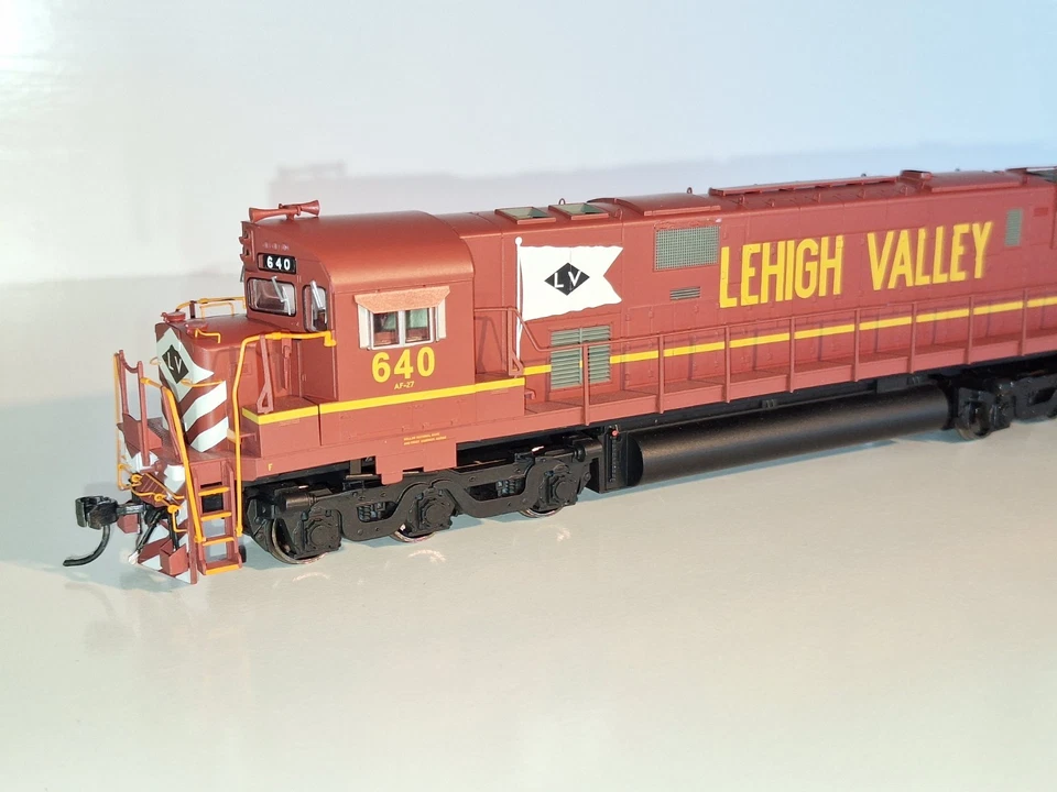 Bowser 23546 DCC & Tsunami Sound, Lehigh Valley 640. As New cond. HO scale.Boxed - Image 4 of 4