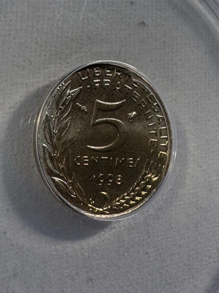1998 França 5 centavos classificação MS 68 por ANACS - Imagem 2 de 4