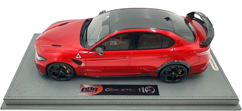 BBR 1/18 Scale Resin BBRC1852 - Alfa Romeo Giulia GTAM Rosso GTA - Met Red - Image 3 of 4