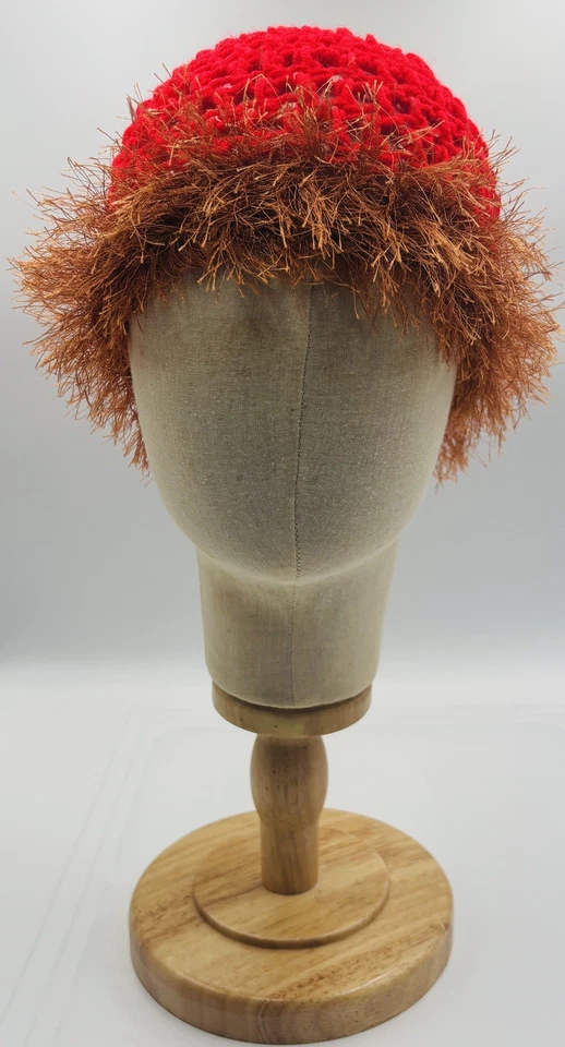 CROCHET BEANIE FUR BRIM - Image 3 of 3