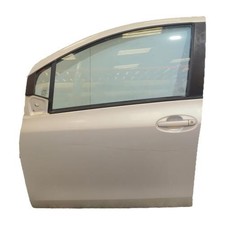 Porte avant et accessoires Toyota YARIS