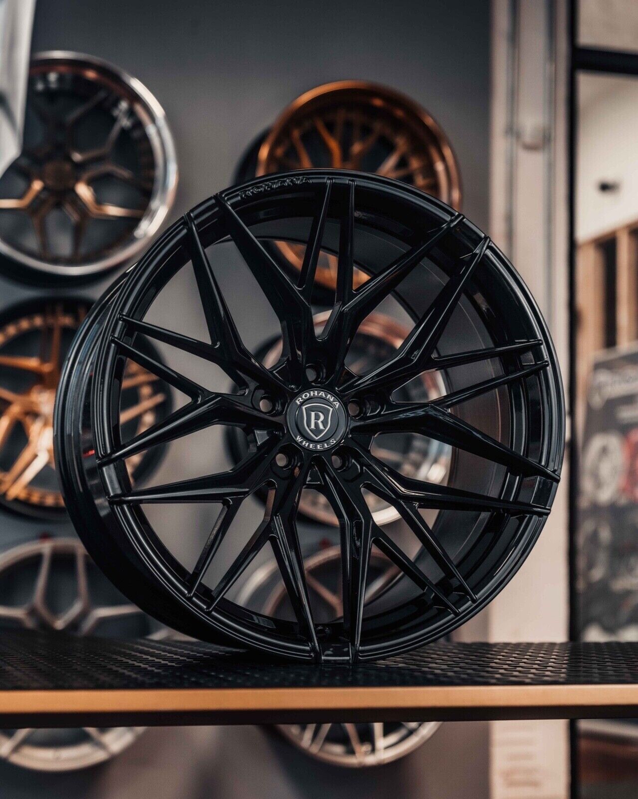 ROHANA RFX17 GLOSS BLACK WHEELS RIMS FOR LAMBORGHINI HURACAN 20X9 & 20X11