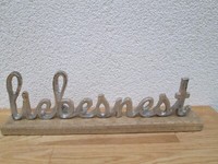 Schrifzug Liebesnest Aus Metall Auf Mangoholz Sockel Aufsteller 40 Cm Wohnen