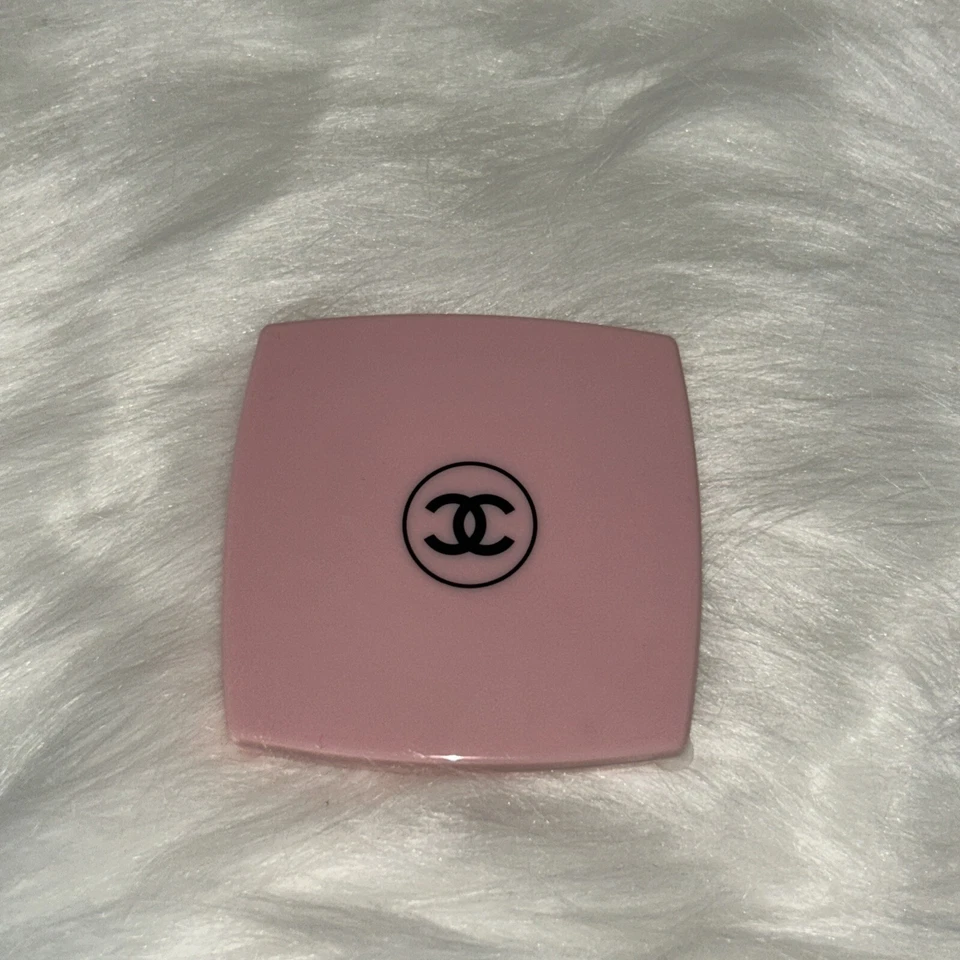 CHANEL Beauty Compact Mirror Double Facettes Duo Codes Couleur Ballerina Pink - Image 2 of 3