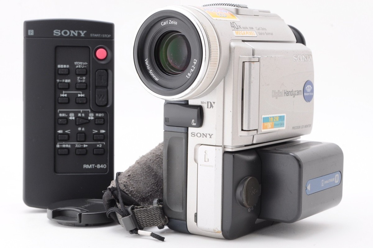 NEAR MINT】Sony Handycam DCR-PC100 Mini DV Camcorder Carl NEAR MINT】Sony Handycam DCR-PC100 Mini DV Camcorder Carl