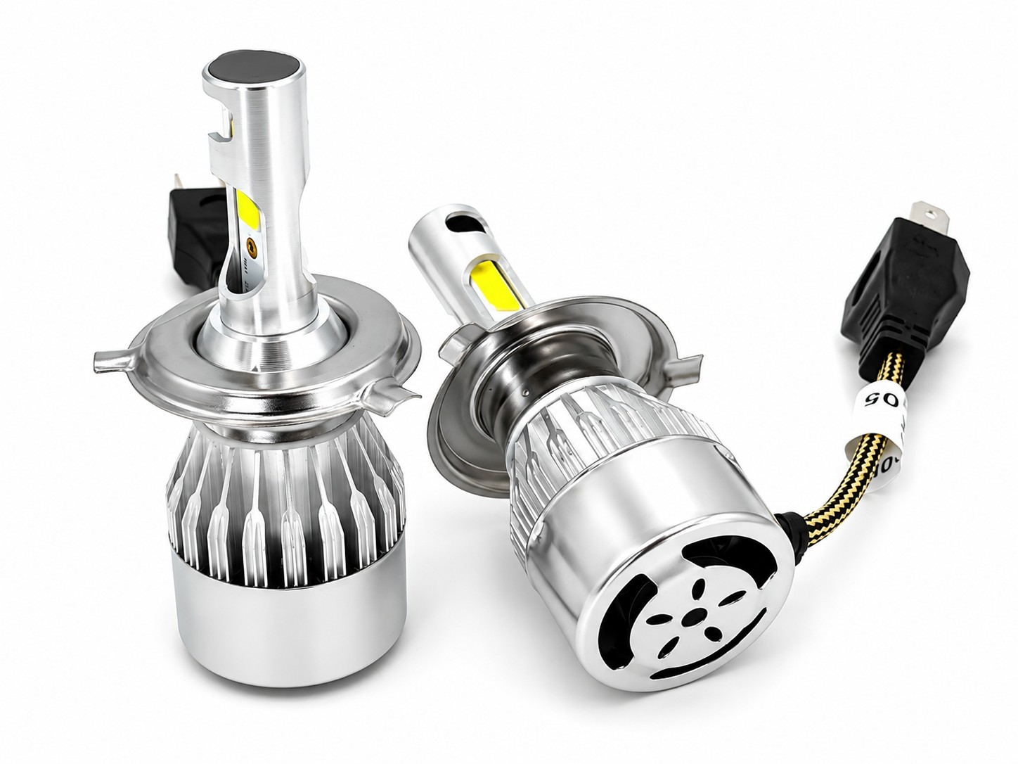 Lampadine Fari Auto H4 LED Classiche Abbaglianti Alti/bassi Ricambio Diretto 6000k - Miniatura 2