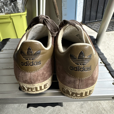 adidas gazelle silver green womens adidas Gazelle Indoor Shoes - Women's - Sand Strata / Preloved Brown / Gum