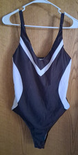 Black  White One-Piece Swimsuit Size XL Padded Slim look design Adj Straps