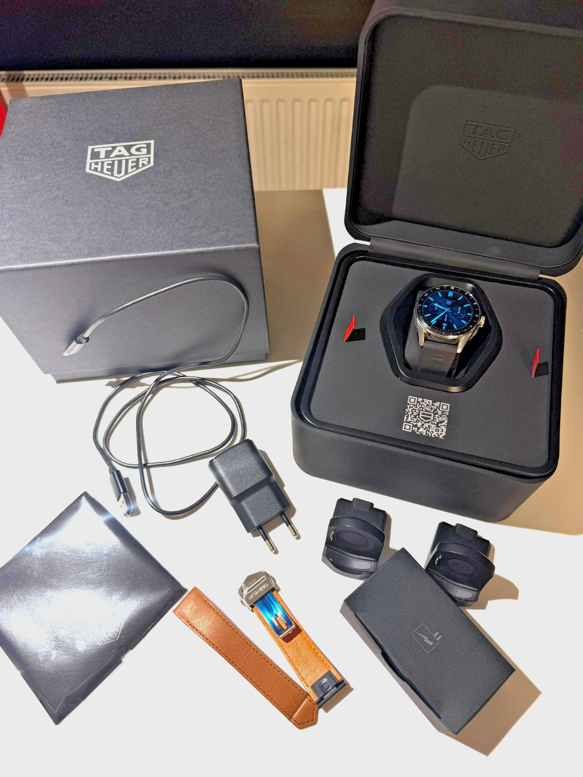 Tag Heuer connected e4 42mm Pre Owned image 2