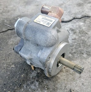 3836058C91 International Power STEERING Pump OEM - USED - FAST SHIPPING