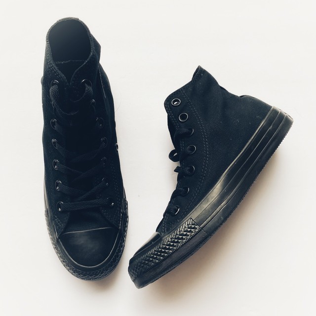 black converse size 9 womens